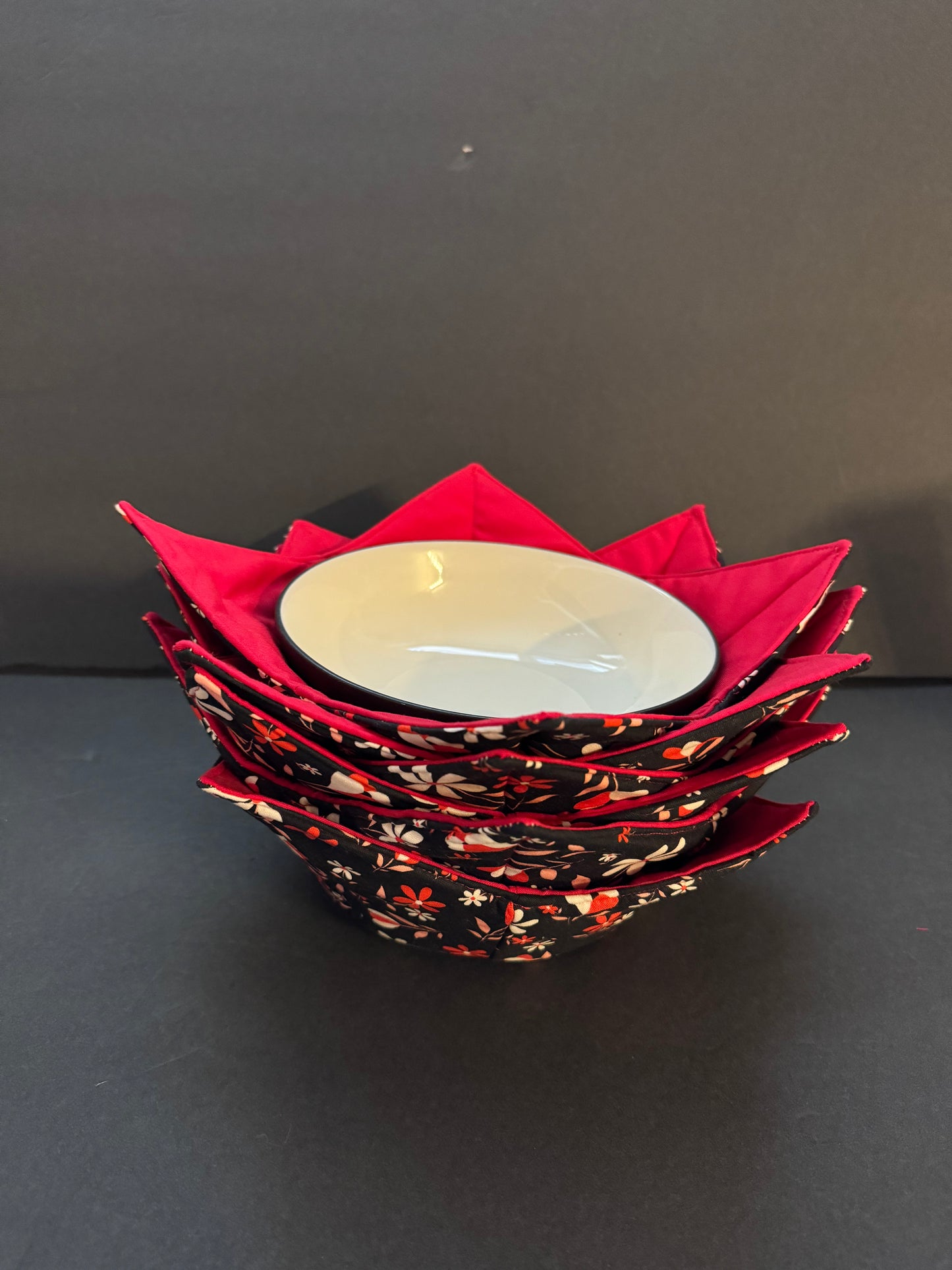 Black and Red Floral Bowl Cozy