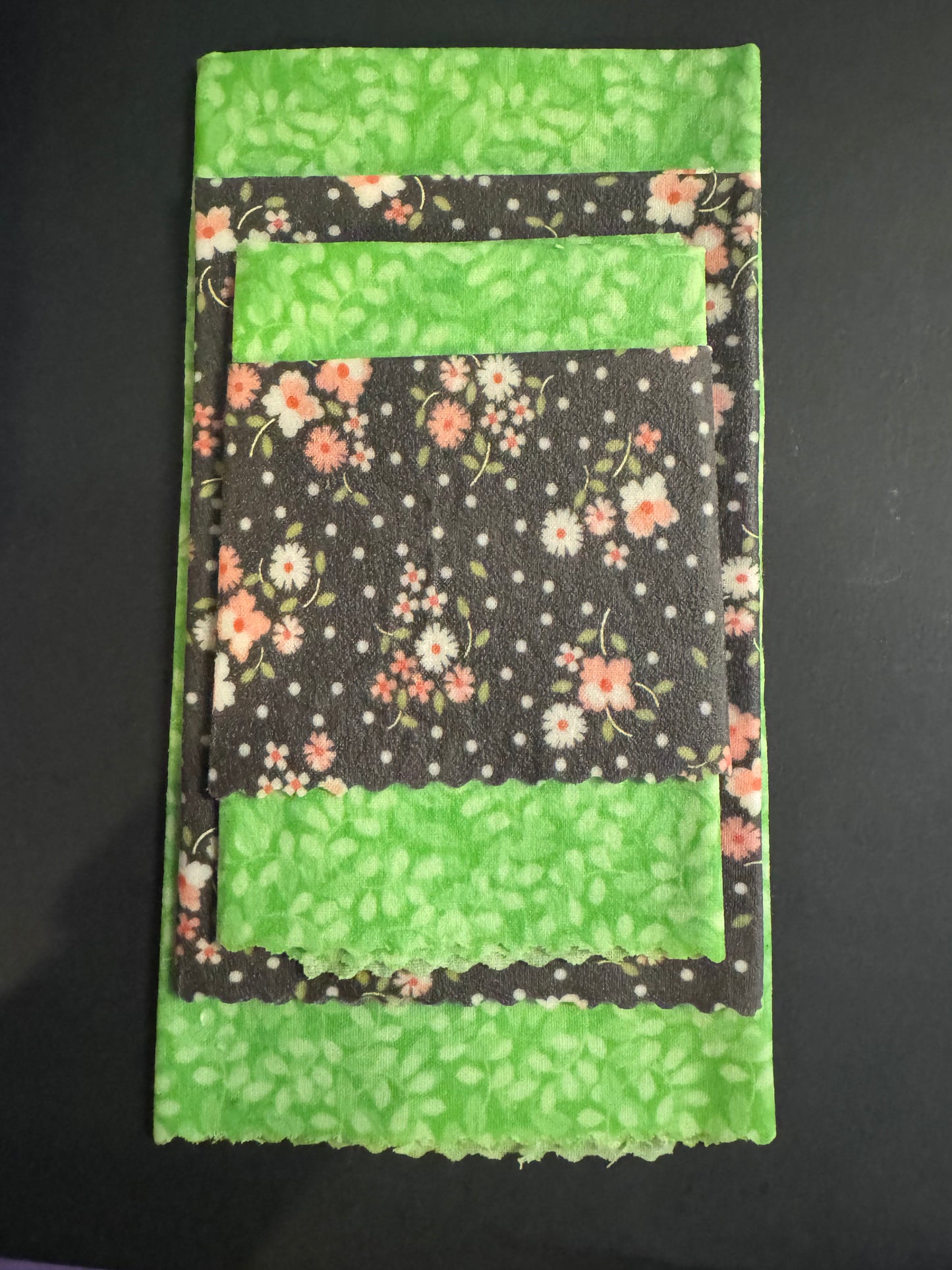 Beeswax Wraps - Green and Floral - Set of 4