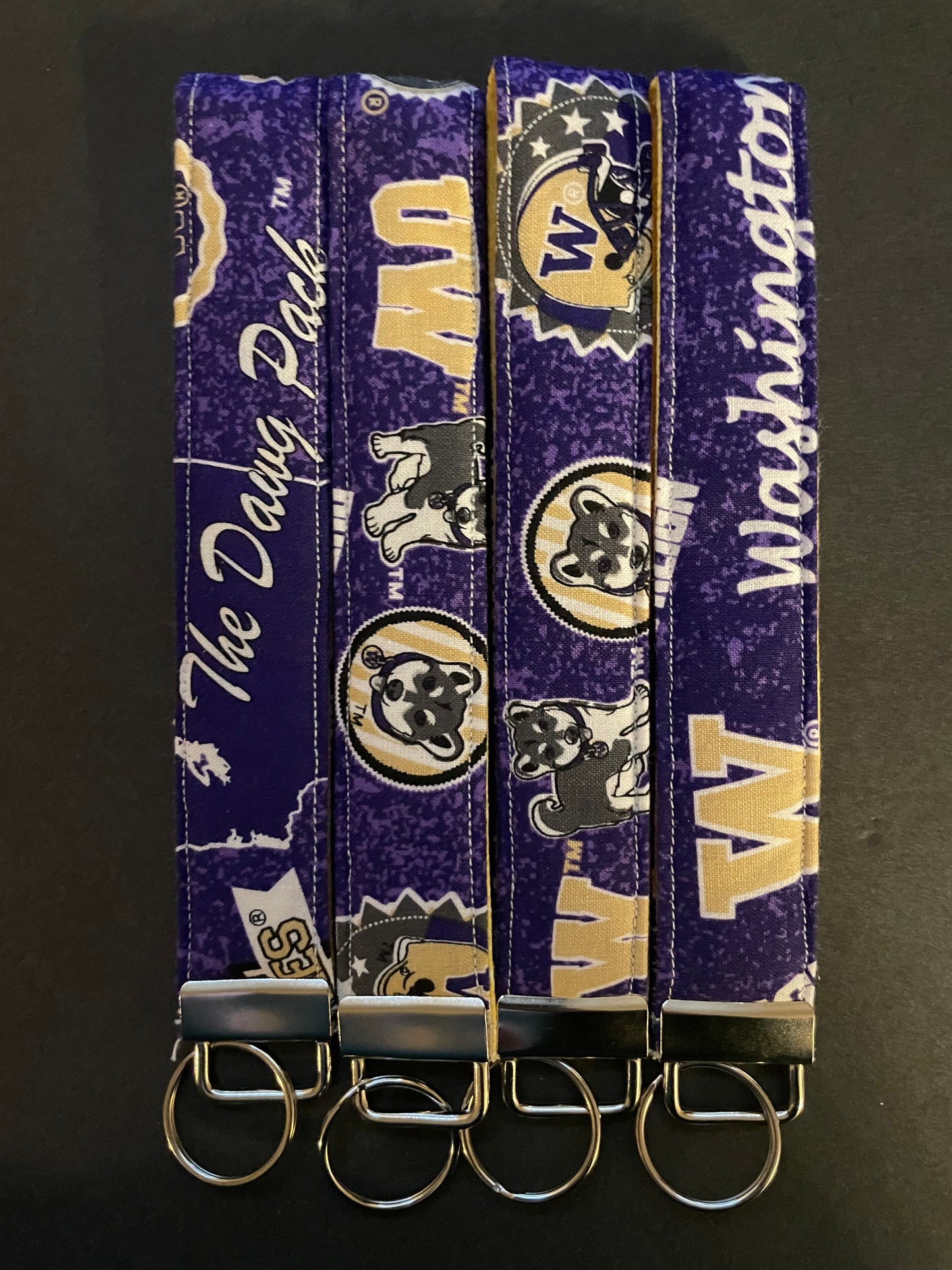 UW Wristlet
