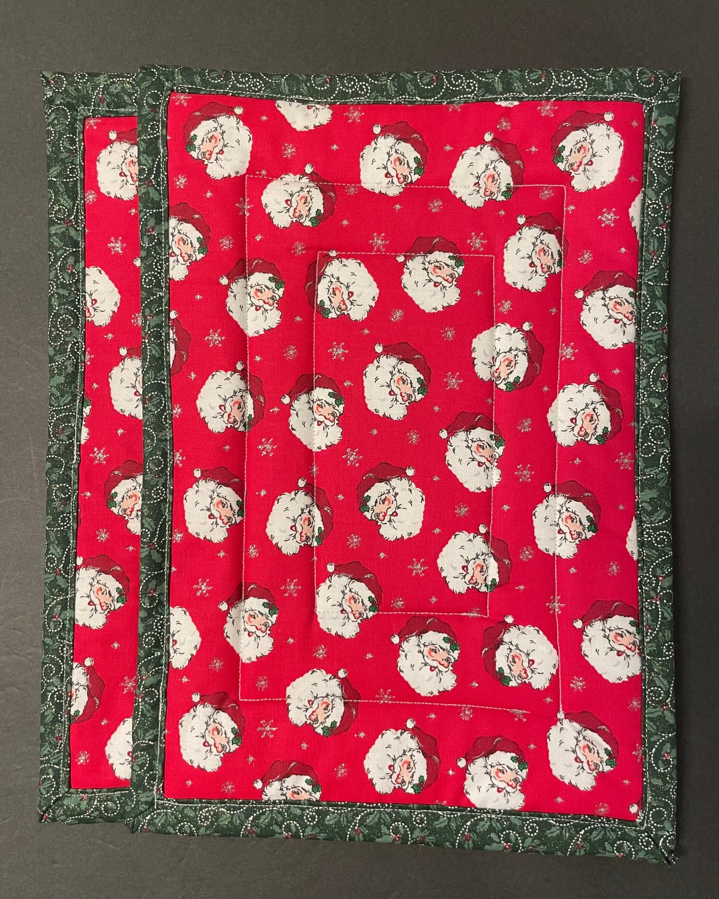 Santa and Holly Casserole Trivet