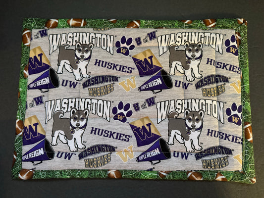 UW Large Trivet