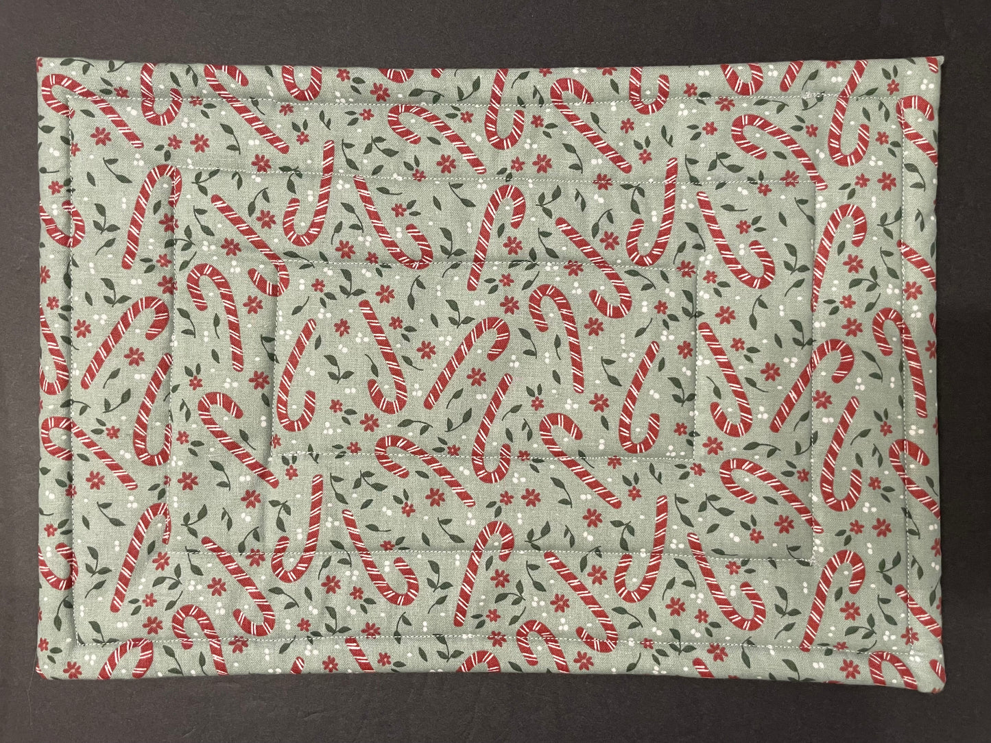 Santa and Candy Cane Casserole Trivet