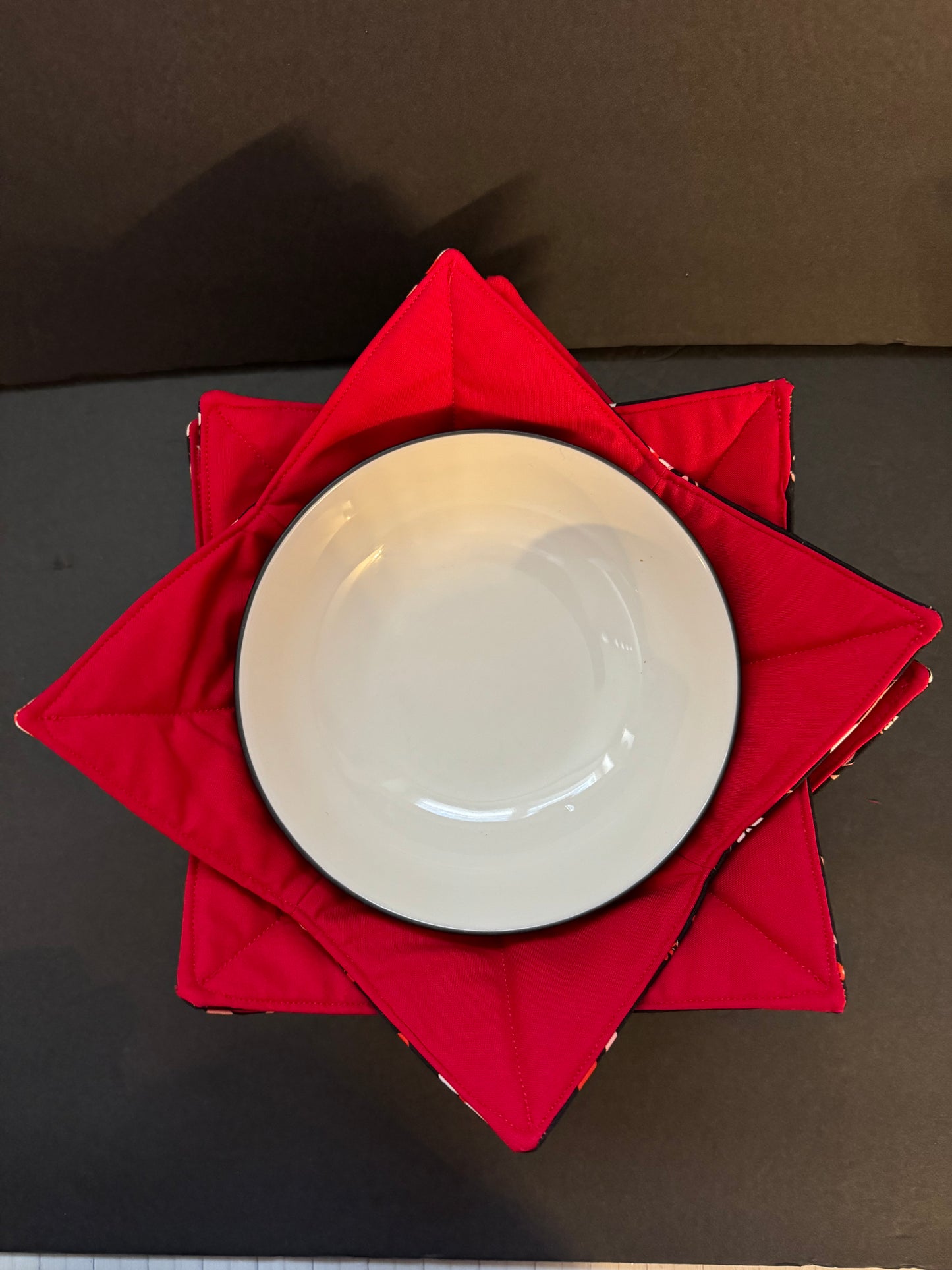 Black and Red Floral Bowl Cozy